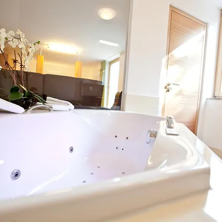 Und Appartementhof Waldeck Hotel