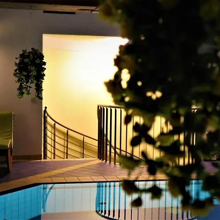 Otel Und Appartementhof Waldeck 4*